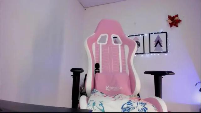 Image 7 of pocahontas_sensual Stream on Chaturbate on 2 months ago