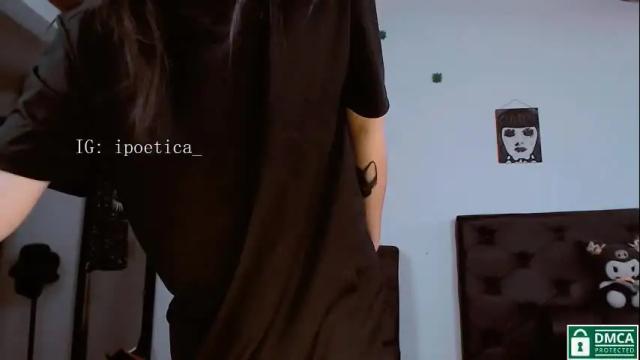 Image 10 of poeeticaa_ Stream on Chaturbate on 27 days ago