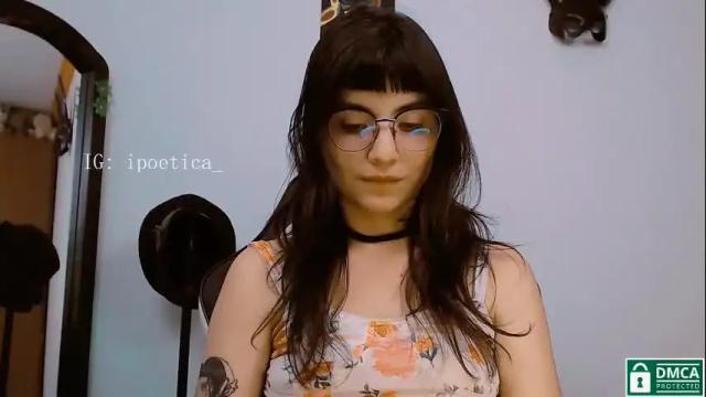 Image 12 of poeeticaa_ Stream on Chaturbate on 2 months ago