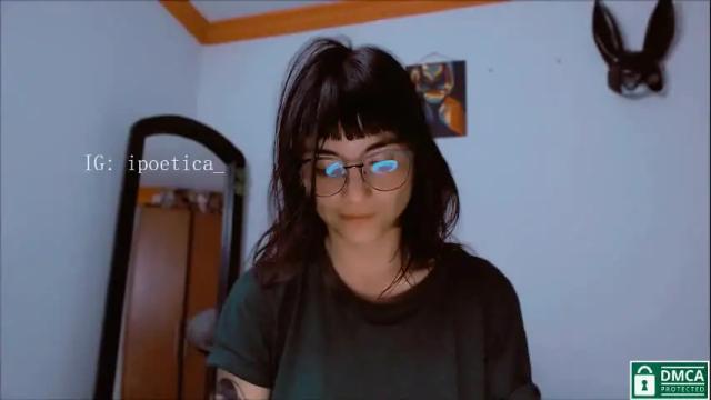 Image 3 of poeeticaa_ Stream on Chaturbate on 2 months ago