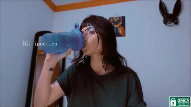 Image 4 of poeeticaa_ Stream on Chaturbate on 2 months ago