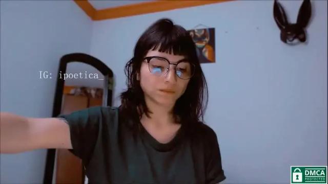 Image 6 of poeeticaa_ Stream on Chaturbate on 2 months ago