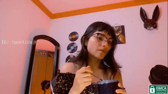 Image 10 of poeeticaa_ Stream on Chaturbate on 1 month ago