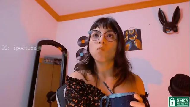 Image 11 of poeeticaa_ Stream on Chaturbate on 1 month ago
