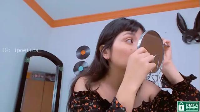 Image 3 of poeeticaa_ Stream on Chaturbate on 1 month ago