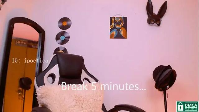 Image 7 of poeeticaa_ Stream on Chaturbate on 1 month ago