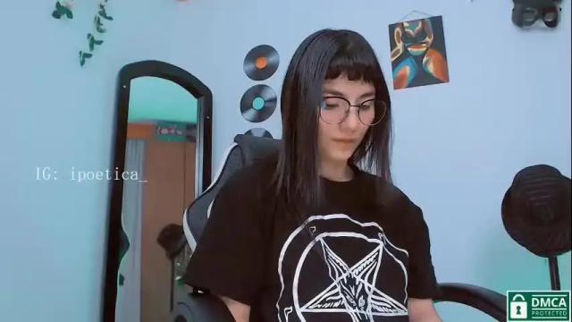 Image 11 of poeeticaa_ Stream on Chaturbate on 1 month ago