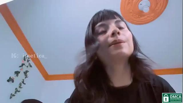 Image 3 of poeeticaa_ Stream on Chaturbate on 1 month ago
