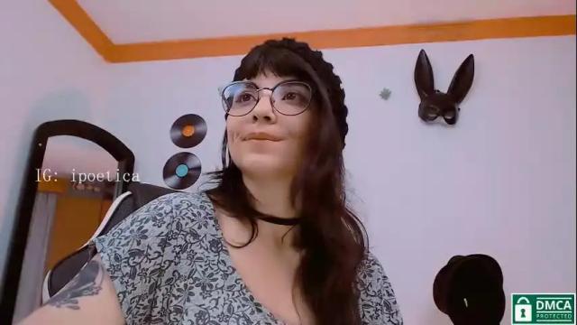 Image 11 of poeeticaa_ Stream on Chaturbate on 1 month ago