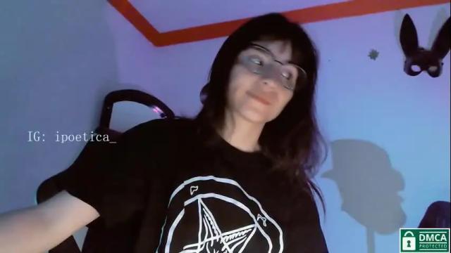 Image 4 of poeeticaa_ Stream on Chaturbate on 14 days ago