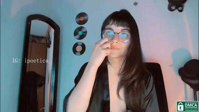 Image 10 of poeeticaa_ Stream on Chaturbate on 2 months ago
