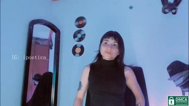 Image 3 of poeeticaa_ Stream on Chaturbate on 2 months ago