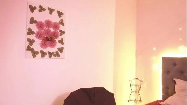Image 2 of poison__luna Stream on Chaturbate on 1 month ago