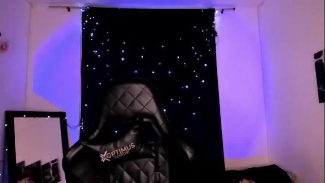 Image 11 of poison_willow Stream on Chaturbate on 1 month ago