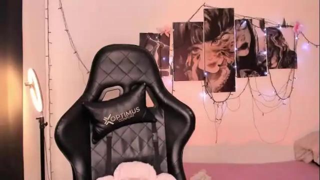 Image 6 of poison_willow Stream on Chaturbate on 2 months ago