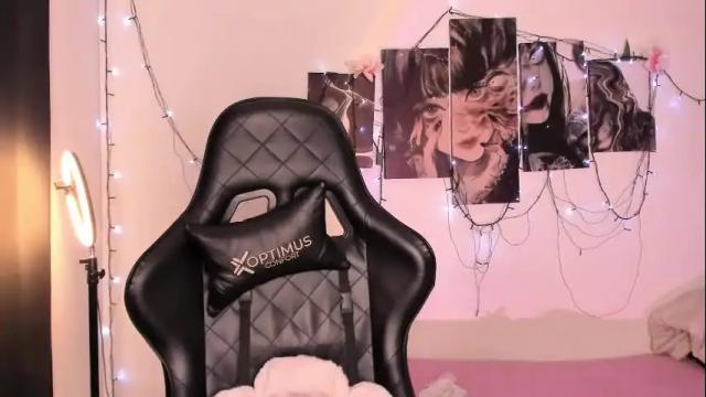 Image 7 of poison_willow Stream on Chaturbate on 2 months ago