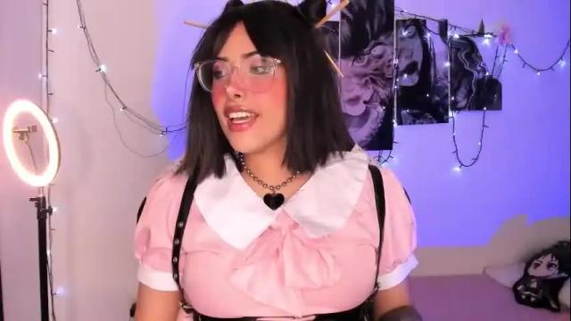 Image 3 of poison_willow Stream on Chaturbate on 2 months ago