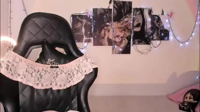 Image 4 of poison_willow Stream on Chaturbate on 1 month ago