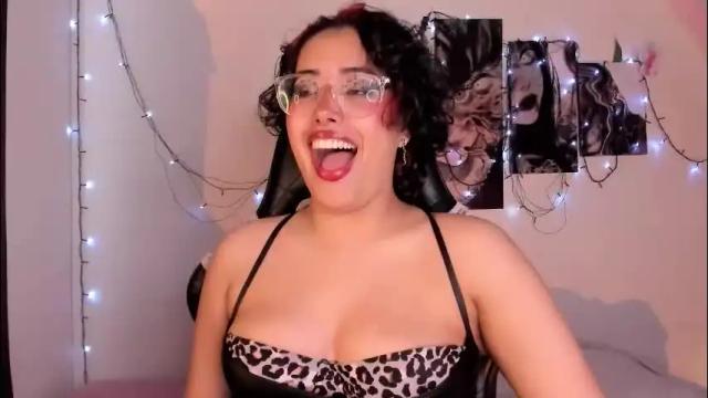 Thumbnail 3, poison_willow's Stream at Chaturbate, 1 month ago