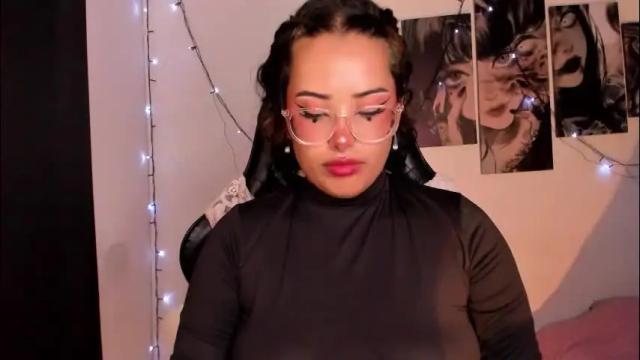 Image 8 of poison_willow Stream on Chaturbate on 29 days ago