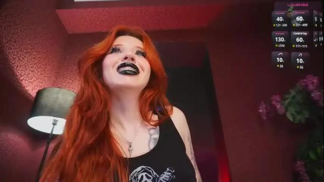 Image 2 of poisonivvy_ Stream on Chaturbate on 1 month ago