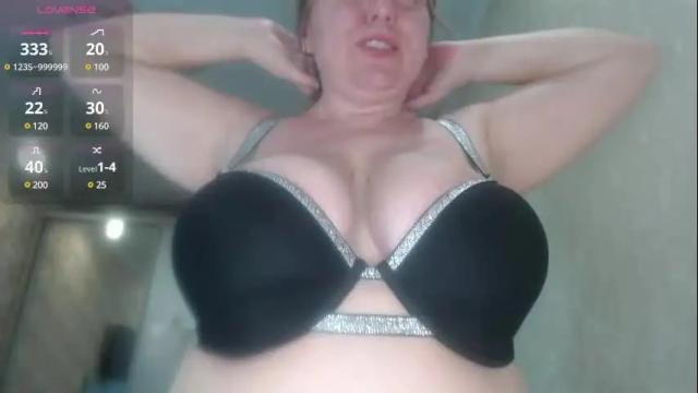 Image 10 of pokemongogame Stream on Chaturbate on 3 months ago