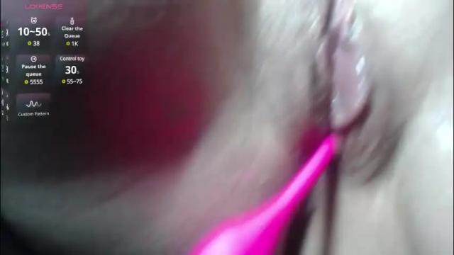 Image 3 of pokemongogame Stream on Chaturbate on 3 months ago