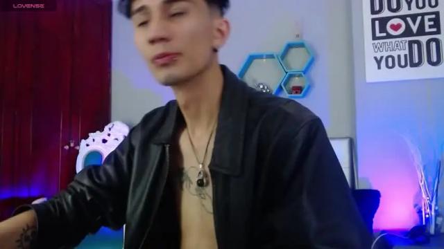 Thumbnail 1, polar_sst's Stream at Chaturbate, 15 months ago
