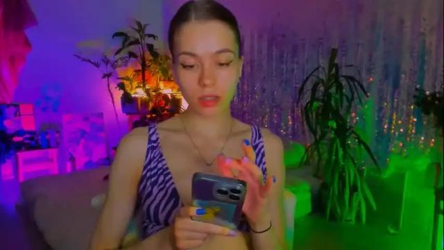 Image 12 of poli__ Stream on Chaturbate on 25 days ago