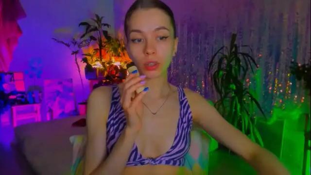 Image 4 of poli__ Stream on Chaturbate on 25 days ago