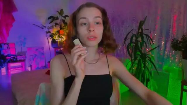 Image 3 of poli__ Stream on Chaturbate on 12 days ago