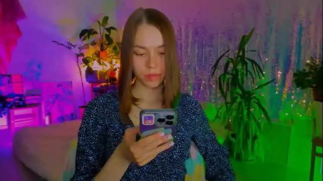 Image 3 of poli__ Stream on Chaturbate on 9 days ago
