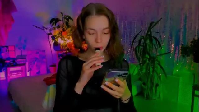Image 3 of poli__ Stream on Chaturbate on 4 days ago