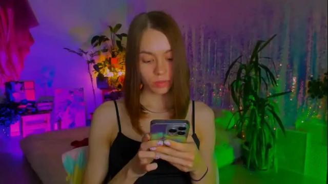 Image 8 of poli__ Stream on Chaturbate on 3 days ago