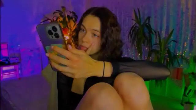 Image 7 of poli__ Stream on Chaturbate on 1 month ago