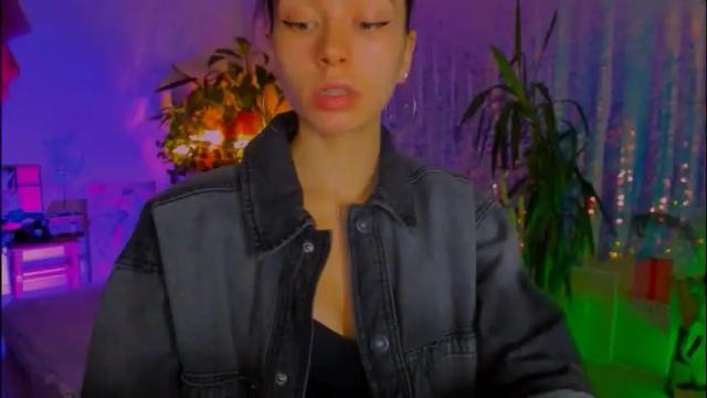 Image 11 of poli__ Stream on Chaturbate on 1 month ago