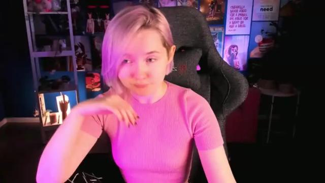 Image 2 of polilin Stream on Chaturbate on 15 months ago