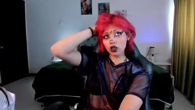 Image 4 of polilla_10_ Stream on Chaturbate on 1 month ago