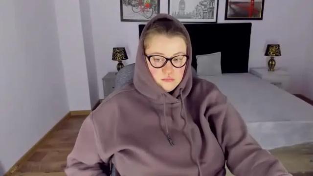 Image 10 of polinasallivan Stream on Chaturbate on 13 months ago