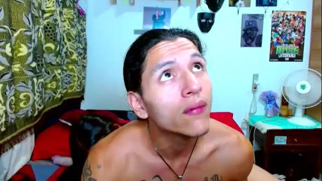 Image 4 of pollon8_kbezon Stream on Chaturbate on 1 month ago