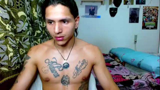 Image 7 of pollon8_kbezon Stream on Chaturbate on 1 month ago