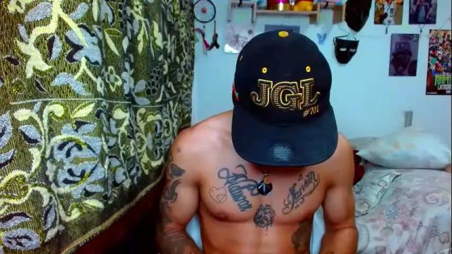 Image 6 of pollon8_kbezon Stream on Chaturbate on 11 days ago