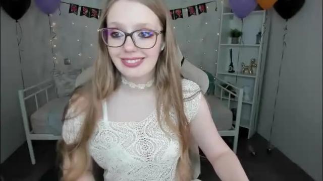 Image 7 of polly___cutie Stream on Chaturbate on 2 months ago