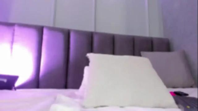 Image 3 of pollybabe_ Stream on Chaturbate on 29 days ago