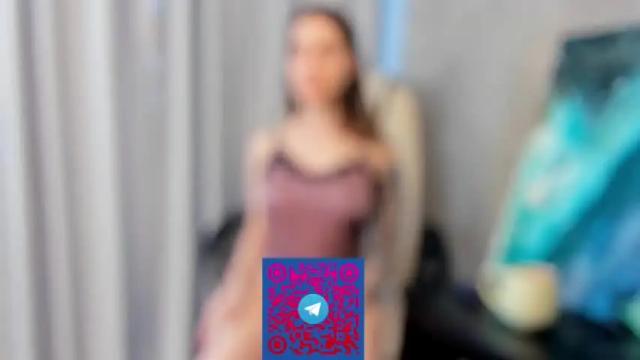 Image 3 of pollyedge Stream on Chaturbate on 16 months ago