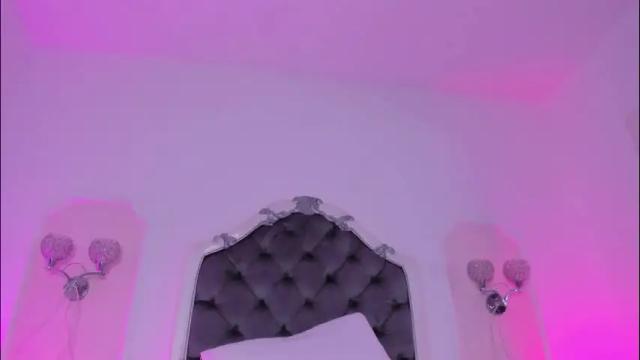 Image 6 of pollygrey_ Stream on Chaturbate on 1 month ago