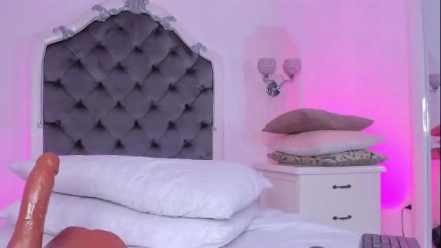 Image 11 of pollygrey_ Stream on Chaturbate on 1 month ago