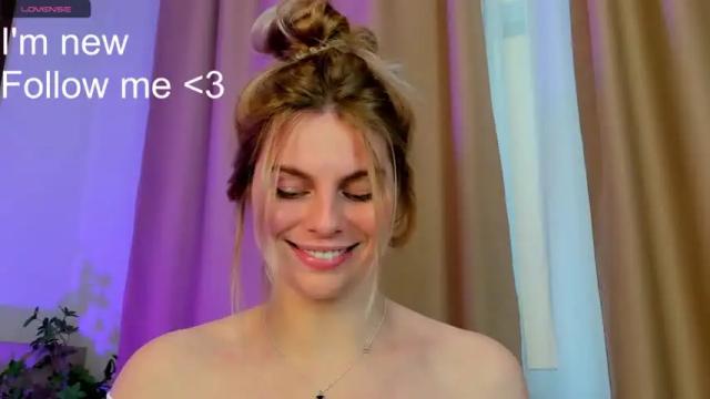 Image 10 of pollyisheree Stream on Chaturbate on 24 months ago