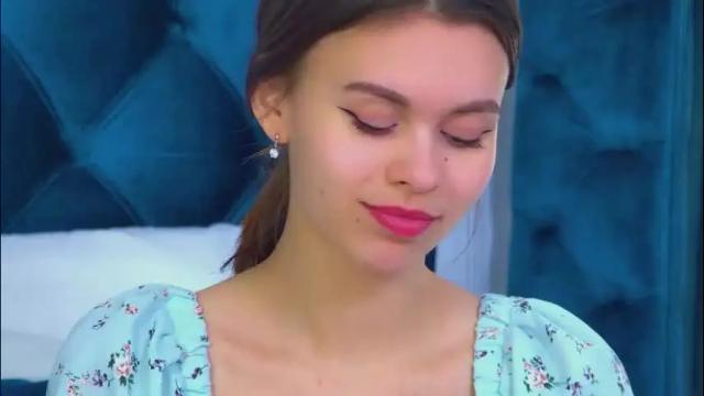 Image 12 of pollylanders Stream on Chaturbate on 2 months ago