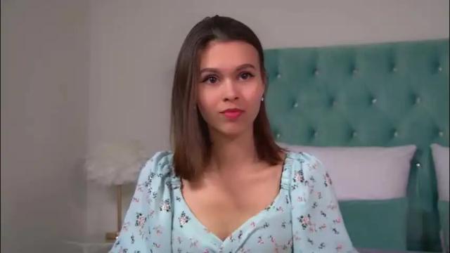 Image 4 of pollylanders Stream on Chaturbate on 2 months ago